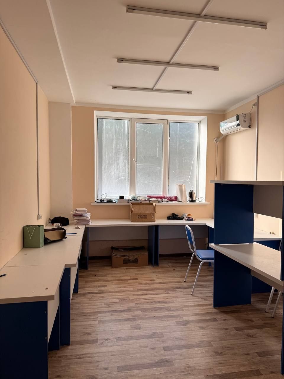 Чиланзар Театр оперетты 15м²30м² 2линия Юр адреса