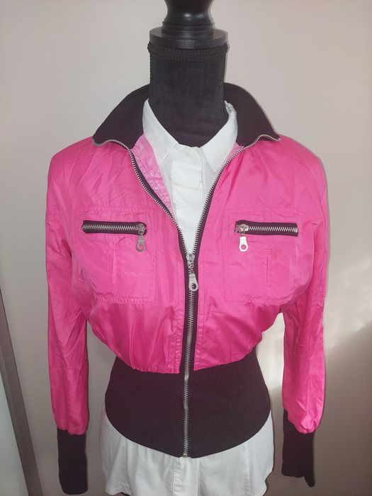 Jacheta subtire ciclam cambrata