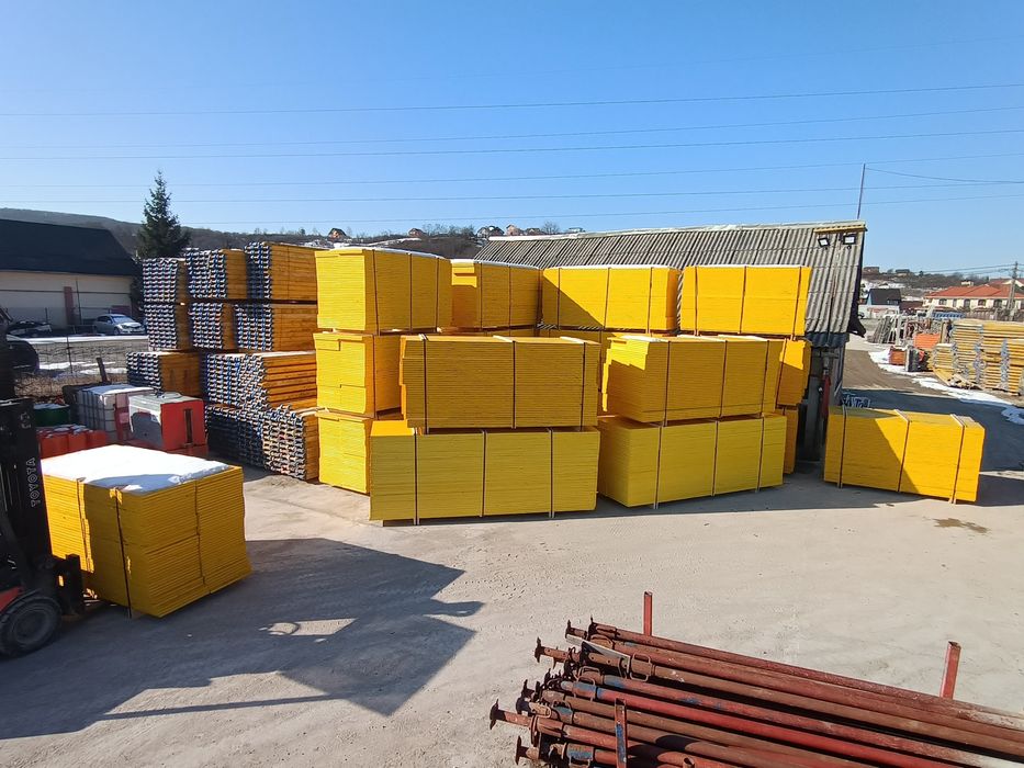 Închiriem Panouri DOKA cofraje galbene montanți popici popi metalici