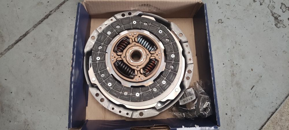 Съединител к-кт Тойота Корола