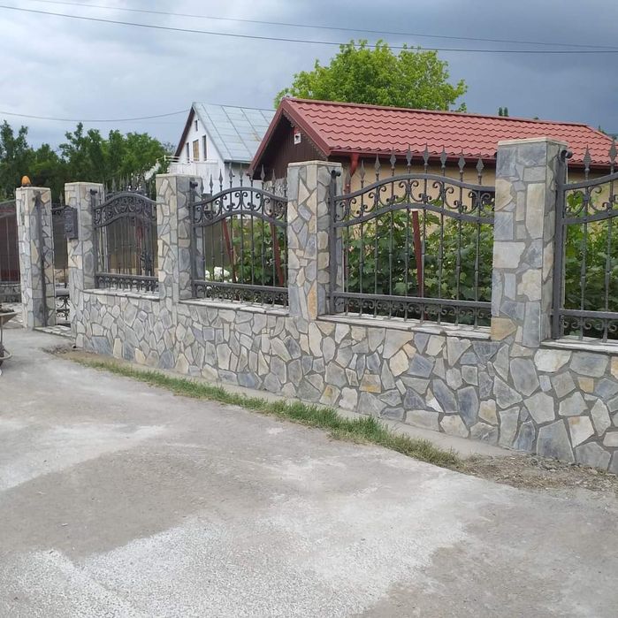 Pavaj din piatra naturala poligonala