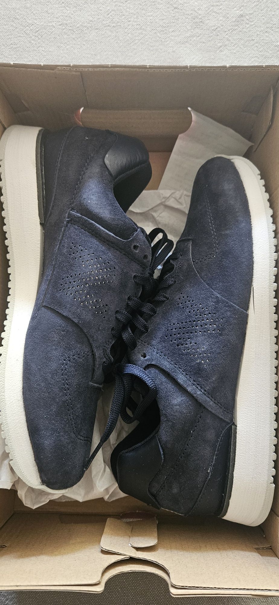 Чисто нов New Balance