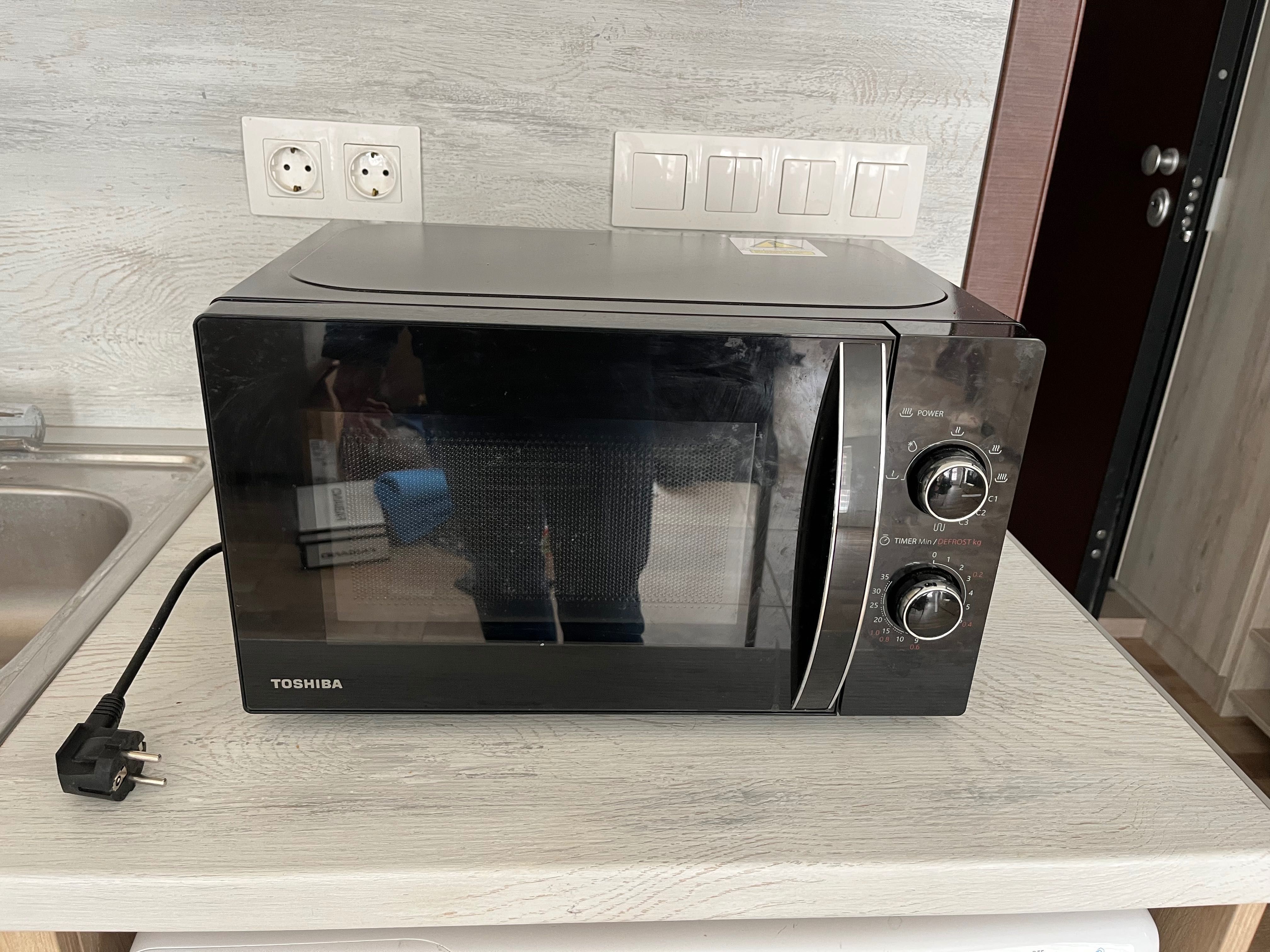 Микровълнова фурна Toshiba 20 л, 800 W, Grill, LED, (ГАРАНЦИЯ)