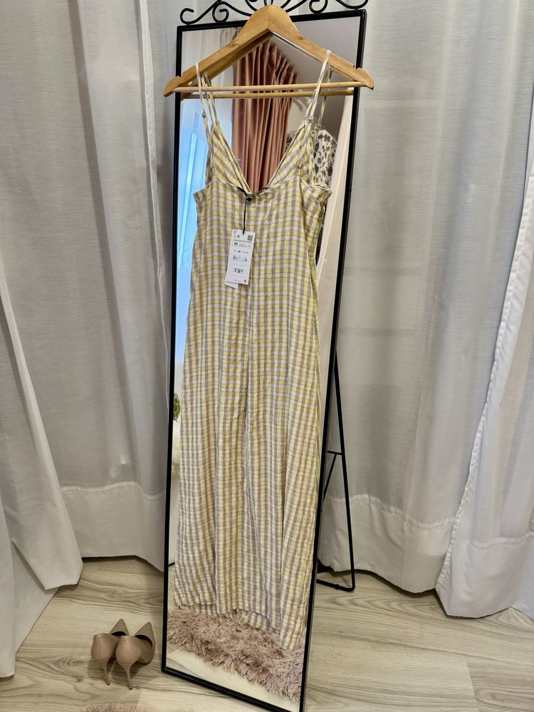 Rochie midi / lunga de vara cu slit in carouri Zara marimea M