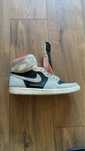 Air Jordan 1 Retro High OG 'Neutral Grey'