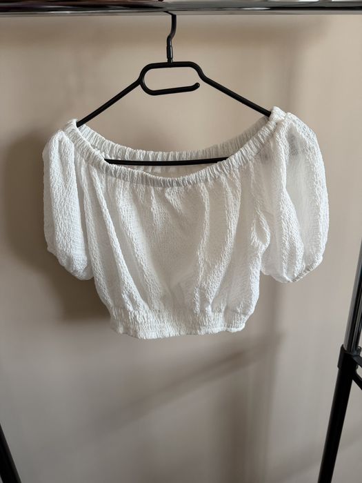 Бял топ от марката Koton