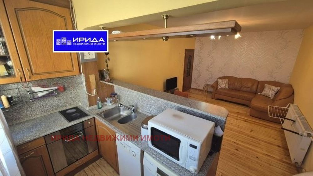 Продава се Тристаен апартамент в София, НПЗ Изток - 65 кв.м за 2462 €/кв.м - Снимка #3