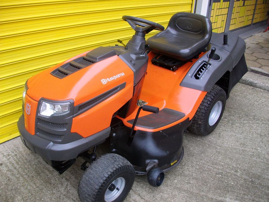 Тракторна Косачака Husqwarna 12.5hp Made in USA