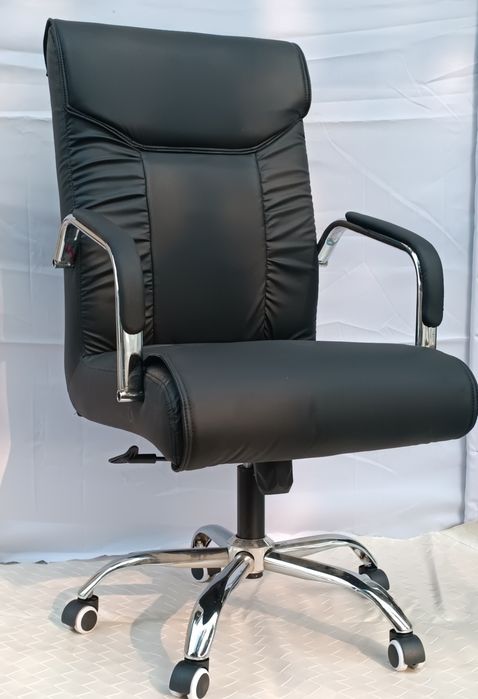 Ishlab chiqaruvchidan  ofes kreslosi