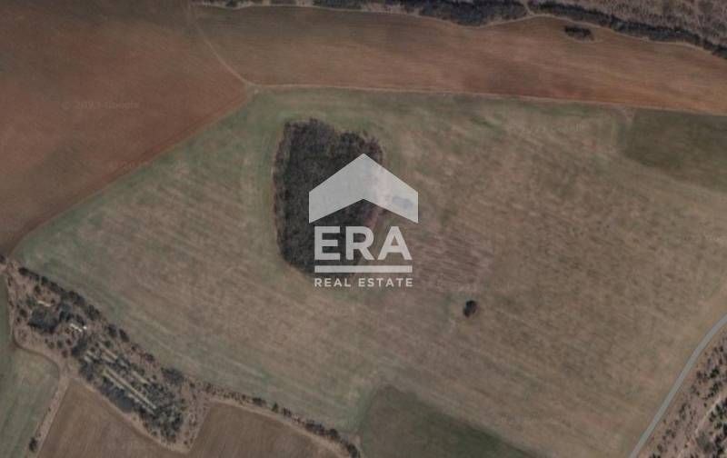 ЕКСКЛУЗИВНО! ЕРА ТЕРА продава парцел с площ 35 365 кв.м. в землището н