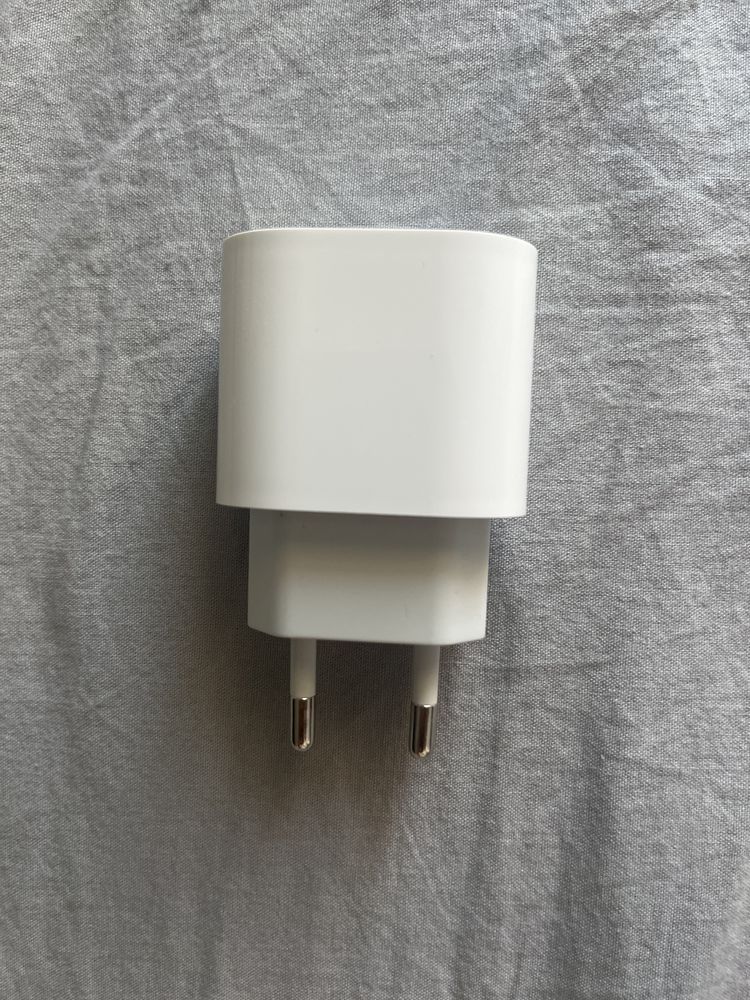 Зарядно за Iphone 20W