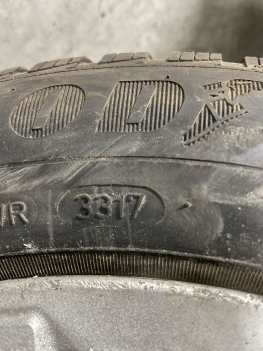 Зимни гуми с джанти 5x100 15 за vw audi skoda