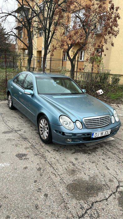 Mercedes e class usor avariat 2.2diesel
