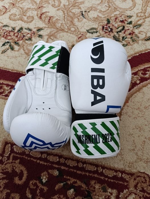 Перчатки для бокса иба Ташкент 10оз кожаные