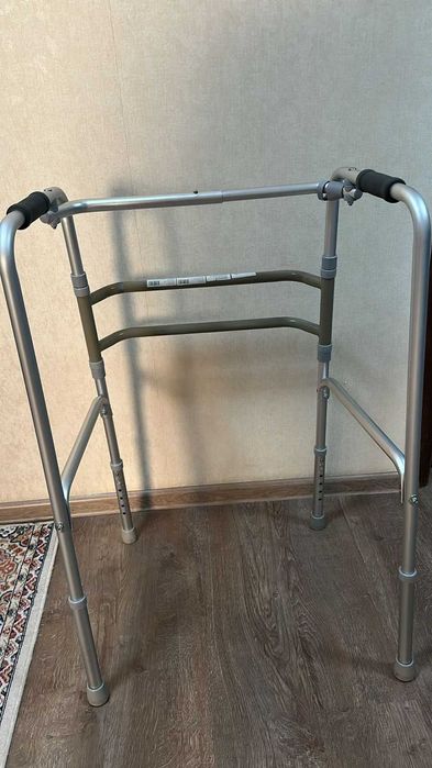 Ходунок  для взрослых