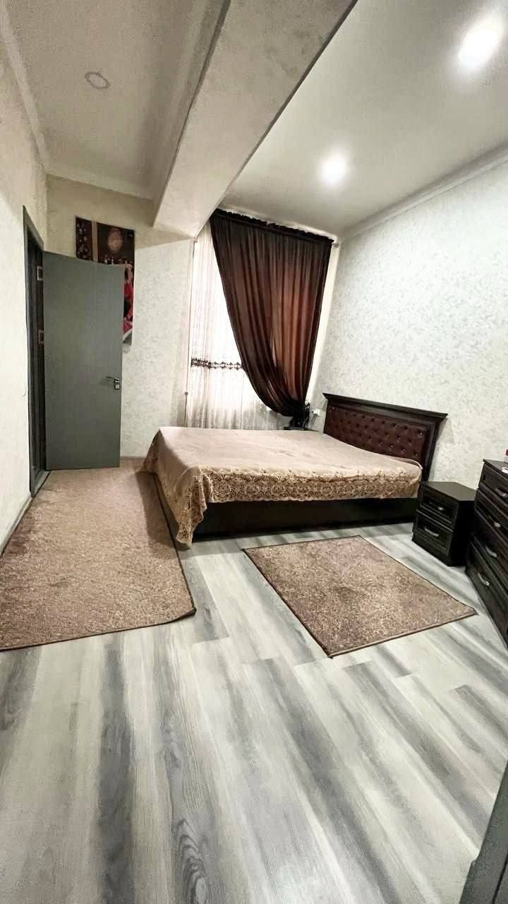 Kivartira bor 400