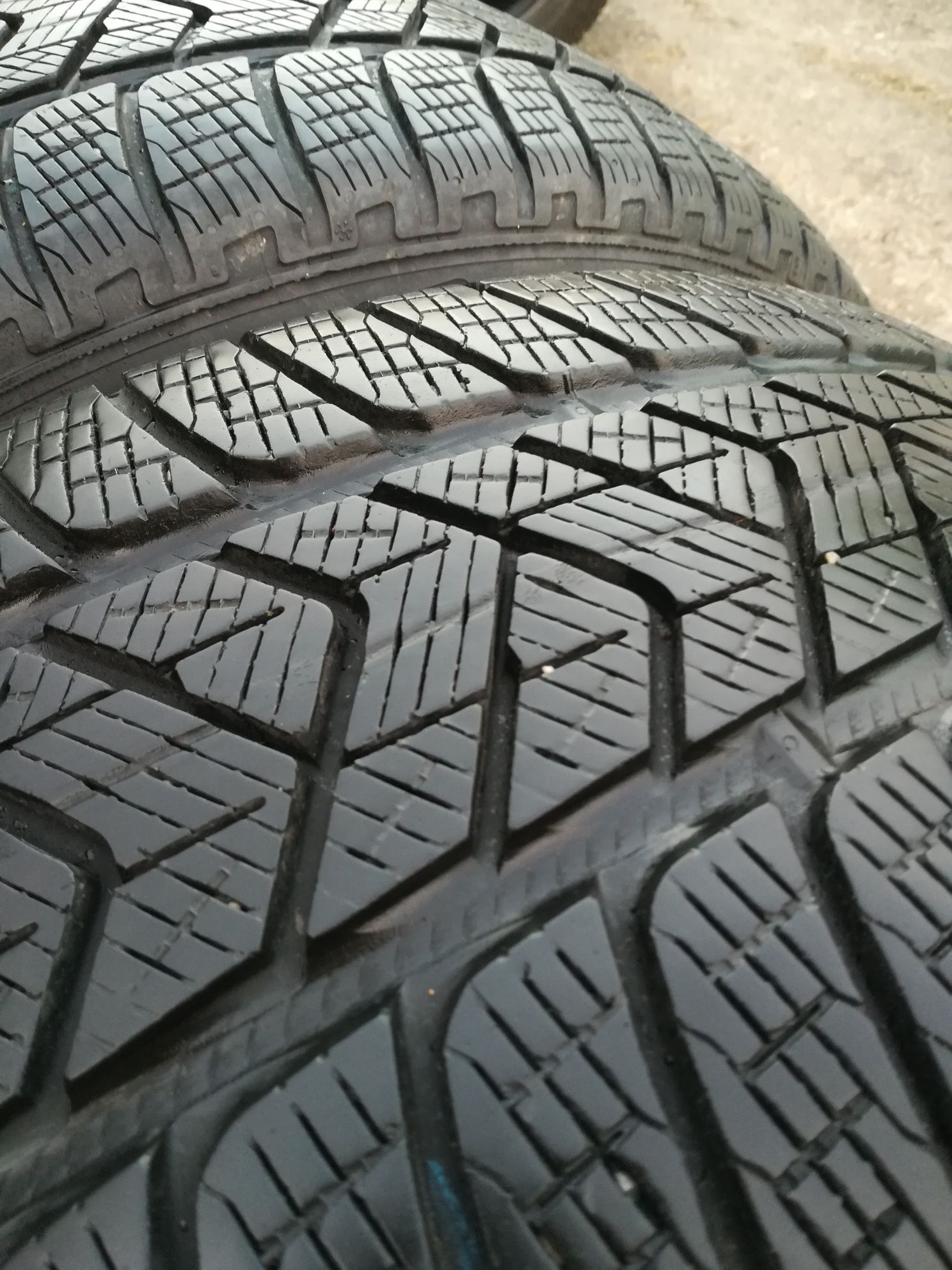 Перфектни 4бр.235/55/19 Pirelli Scorpion дот5015