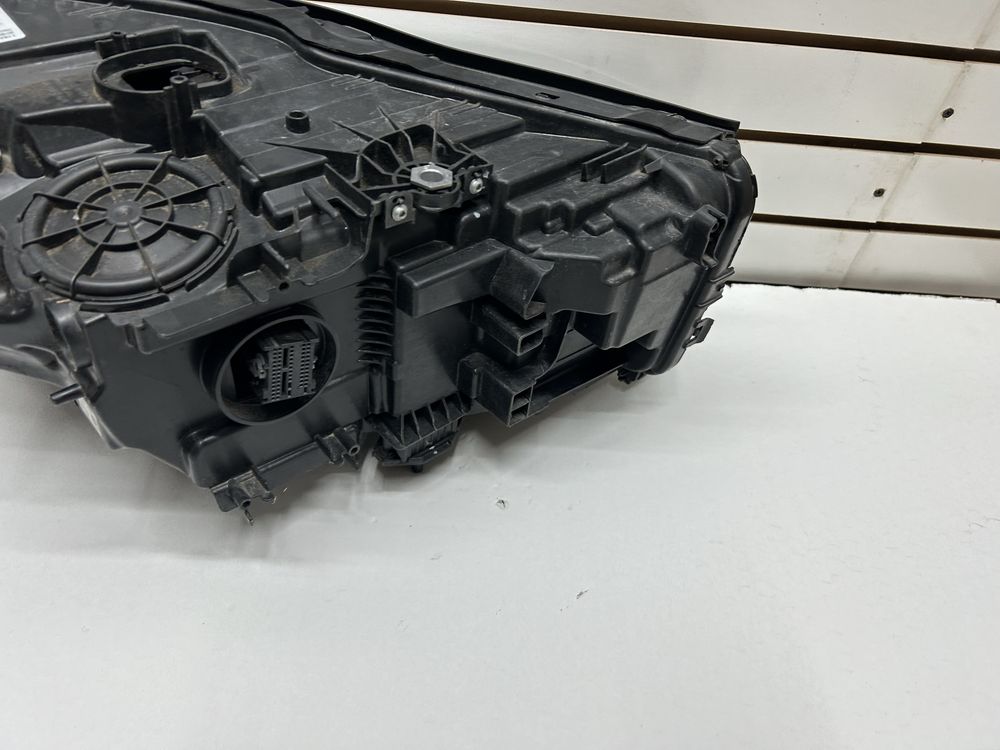 Far laser bmw G11 G12 seria 7 LCI 2019-2022 stanga
