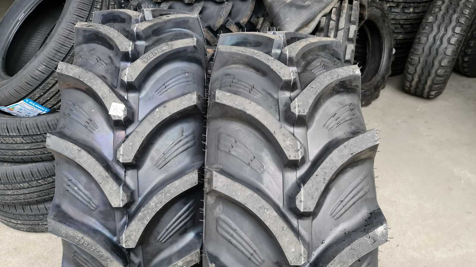 Cauciucuri noi OZKA 320/70R20 anvelope radiale pentru tractor fata