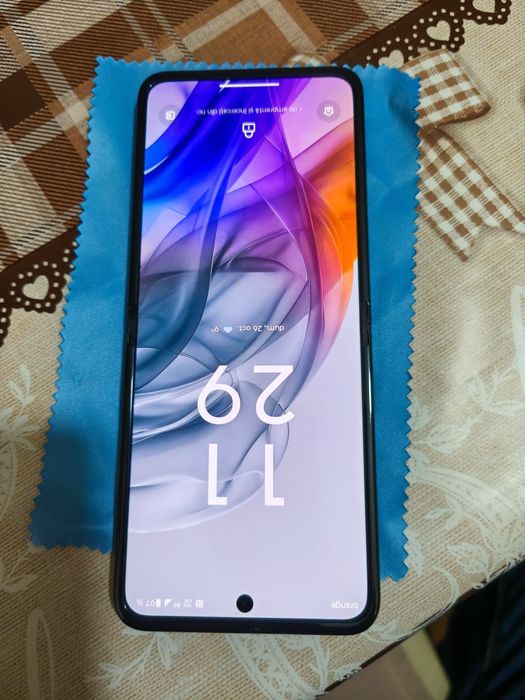 Motorola RAZR 50 Grey 256gb 12gb RAM