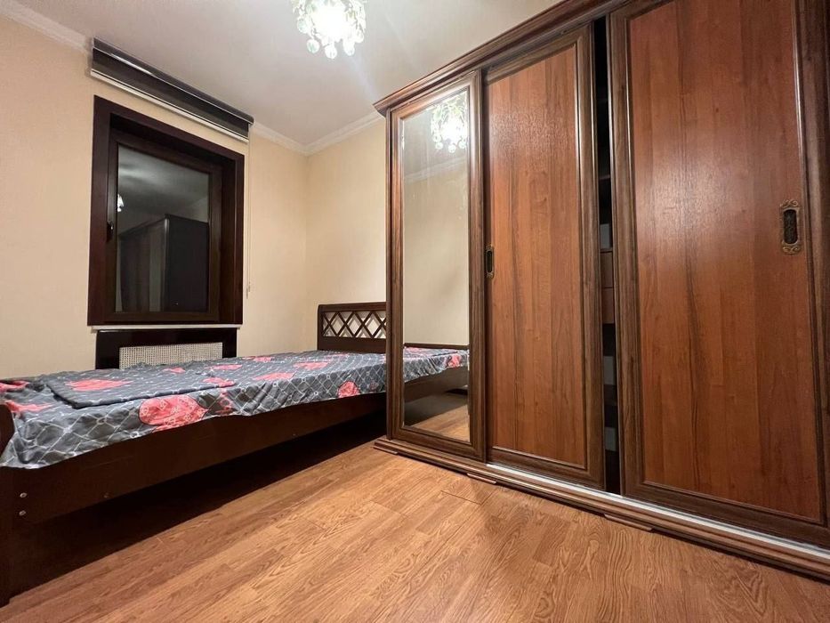 Квартира продается 3/3/4 на Измайлова