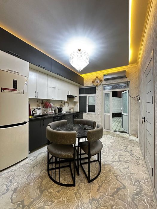 1.3 sotix 4 xona Sergeli Xonabod