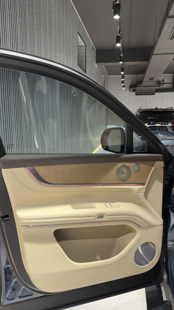 Aito M9 Ultra full hybrid yangi 1400km polniy zapas xod