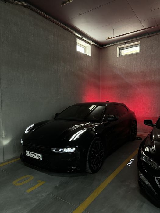 Продается Zeekr 001 Z Sport до рестайлинг