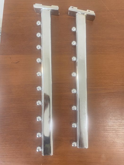 Magazin uchun veshilka