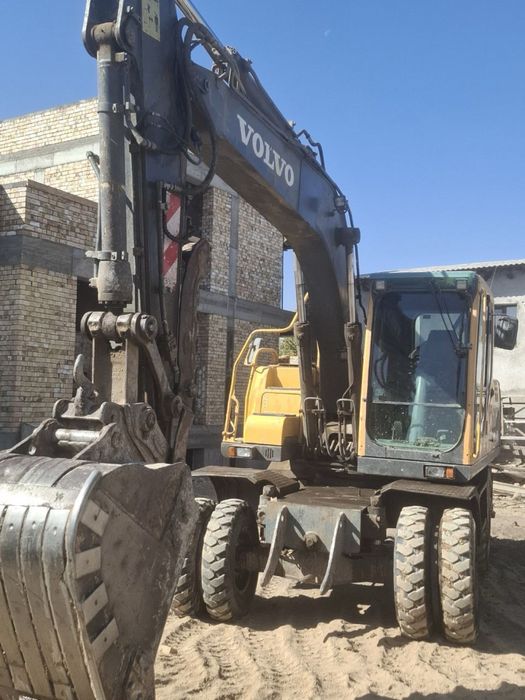 Volvo ekskavator EW145B 2011 ideal