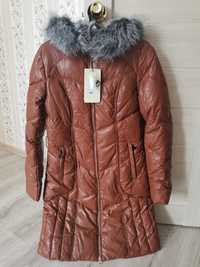 Продам зимнию женскую куртку