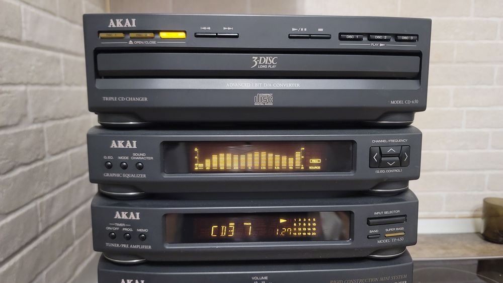 Sistem Midi Akai AX 650