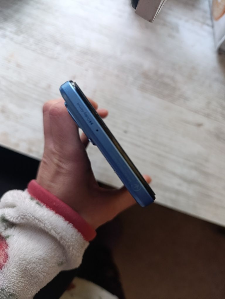 Продавам Motorola G54 Power 5G