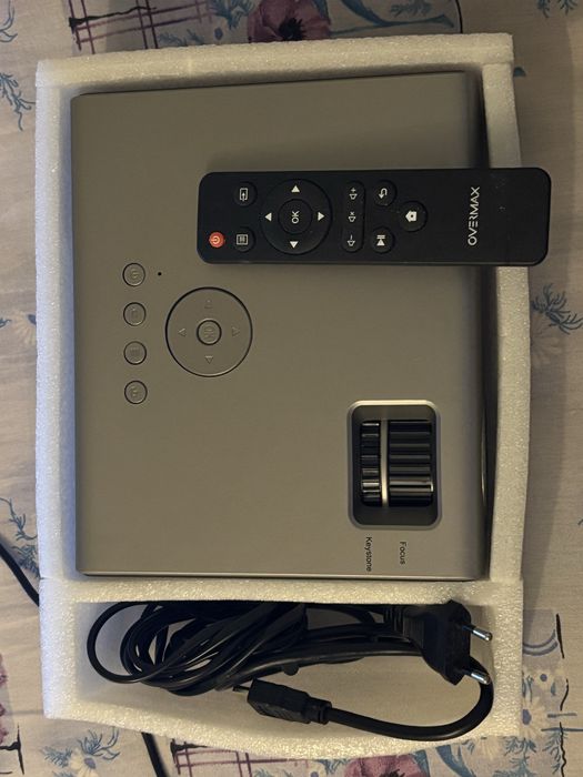 Проектор overmax