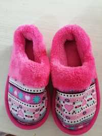 Papuci de casa roz pentru copii