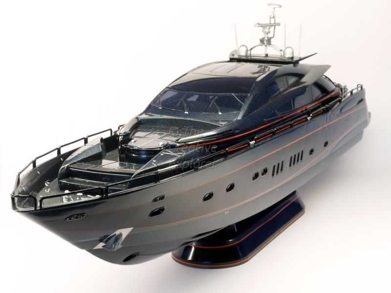 Yacht 1:72 Aurora Monaco 44 см. дължина кит за сглабяне
