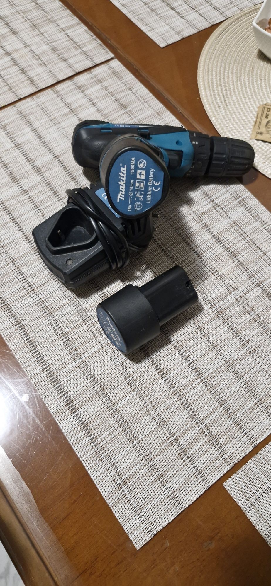 Продавам винтоверт Makita,18v.