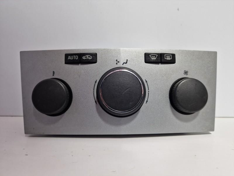 Panou Comanda climatronic Opel Astra H GTC