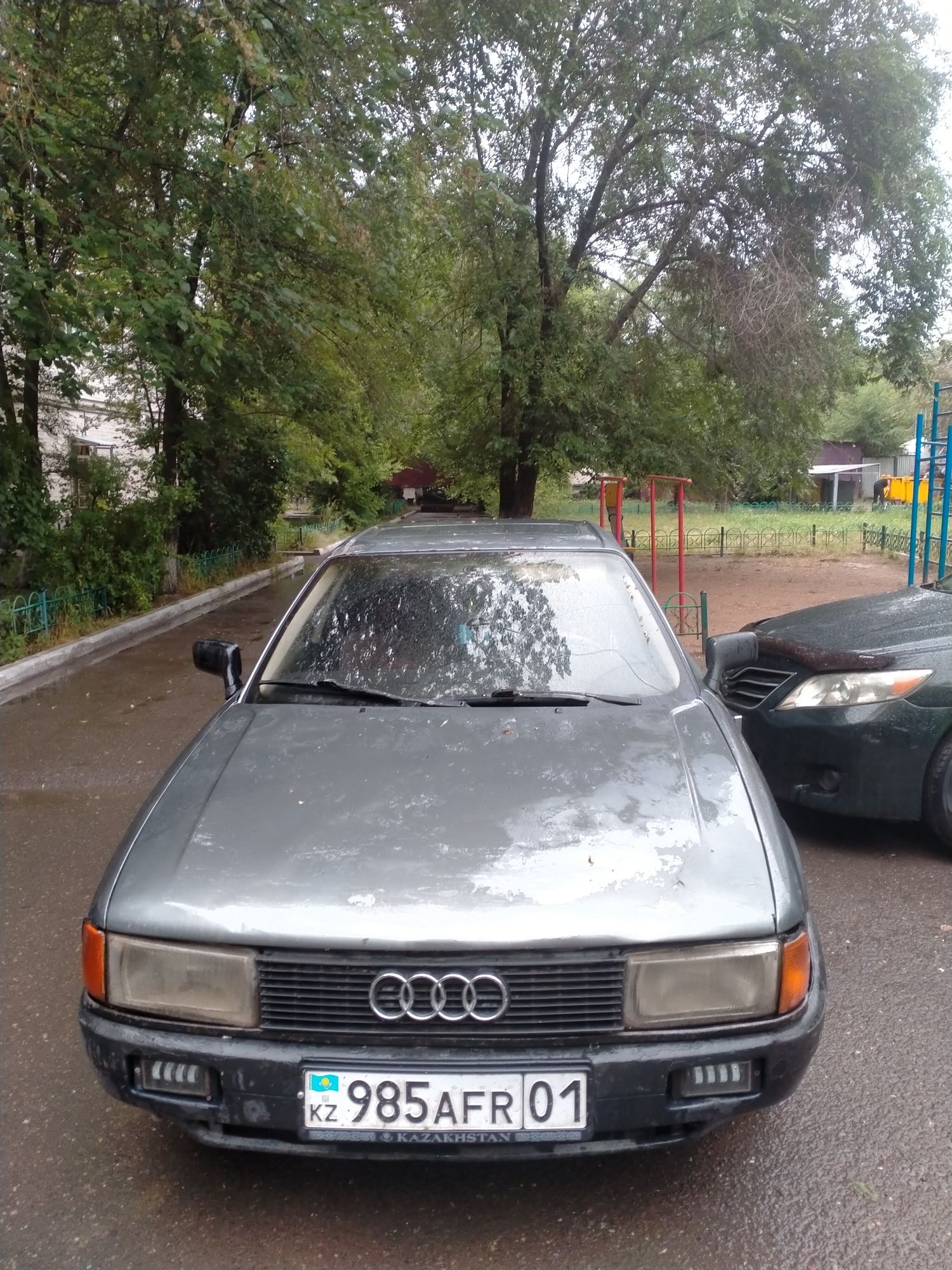 Продам Ауди 80 б3