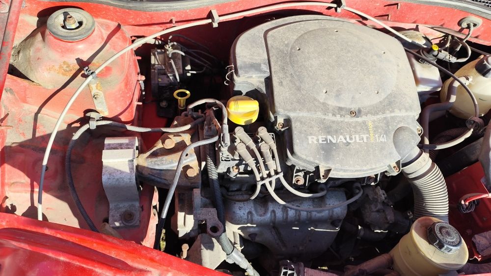 Logan 1.4 MPI Avariat