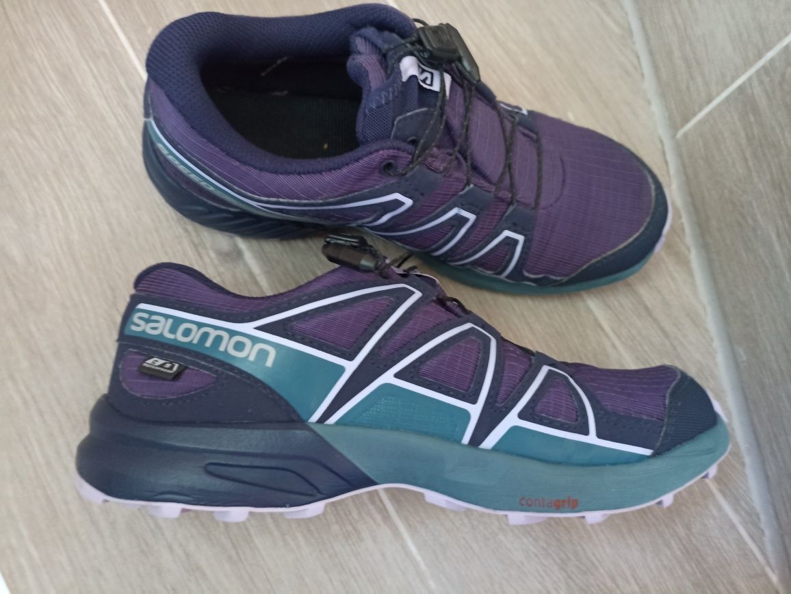 Дамски маратонки Salomon Waterproof