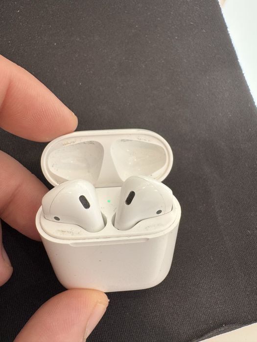 Airpods 2 series
