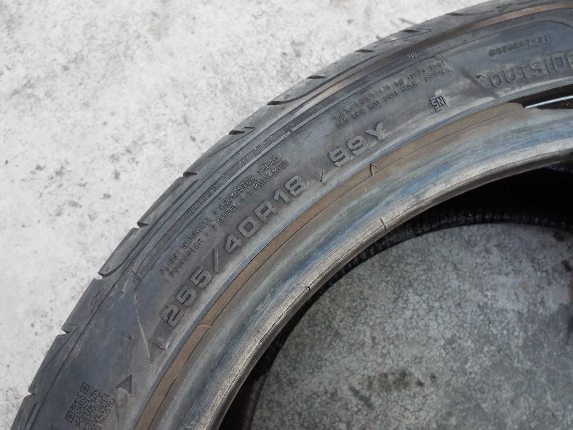 vand 2 anvelope de vara 255/40/18 goodyear eagle F1 pret 500ron ambele