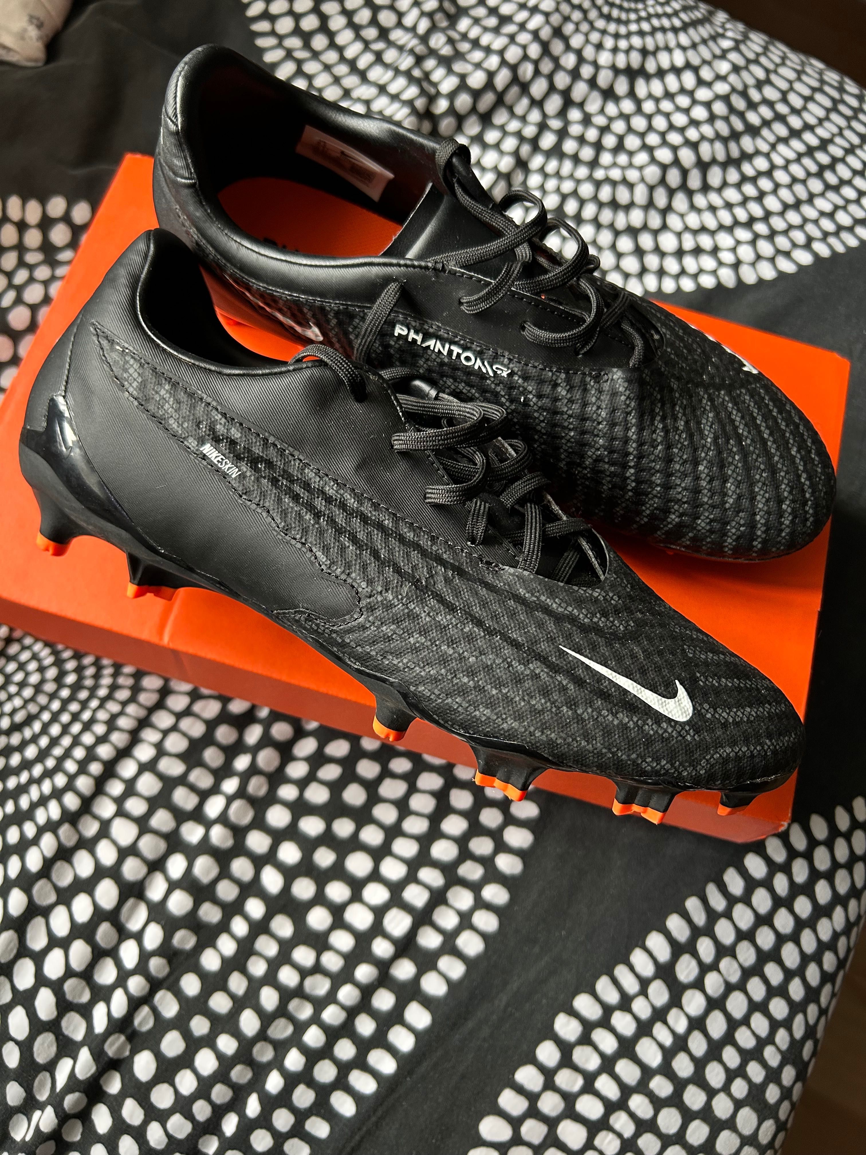 Бутонки Nike phantom