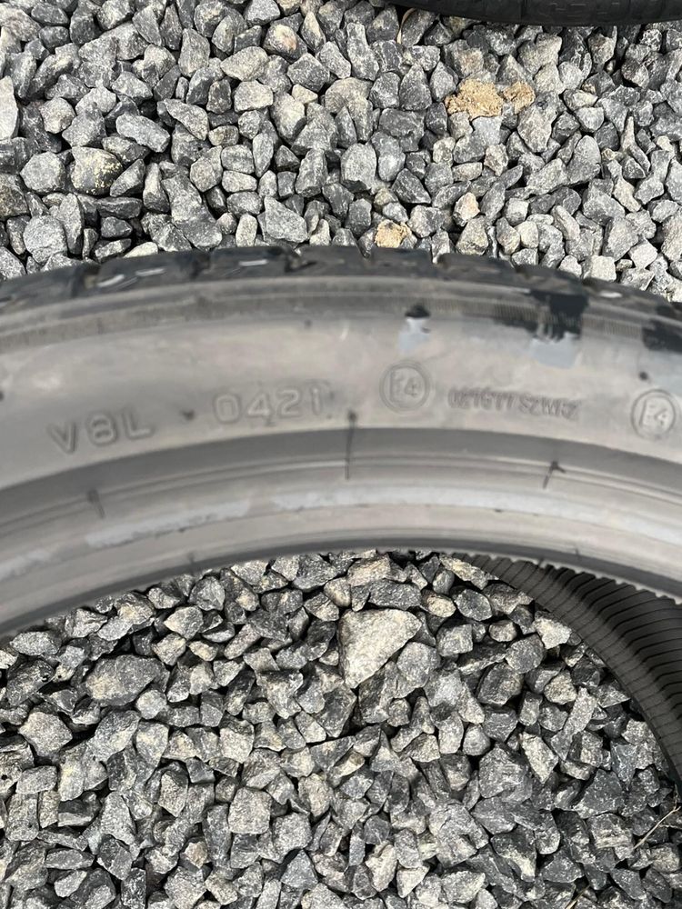 Anvelope vara  295/35/21 Bridgestone