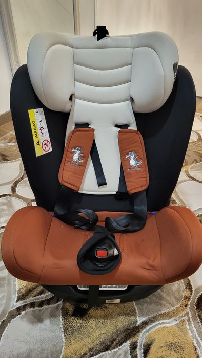 Scaun auto 9-36 kg cu Isofix