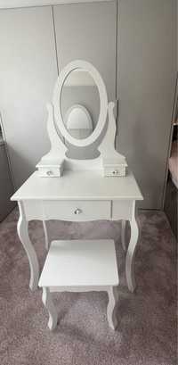 Детска дървена гримьорна-тоалетка/Dressing Table with Mirror