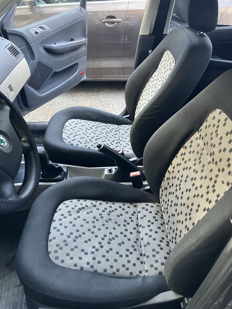 Продавам Skoda Fabia  хечбек 2007г. с климатик