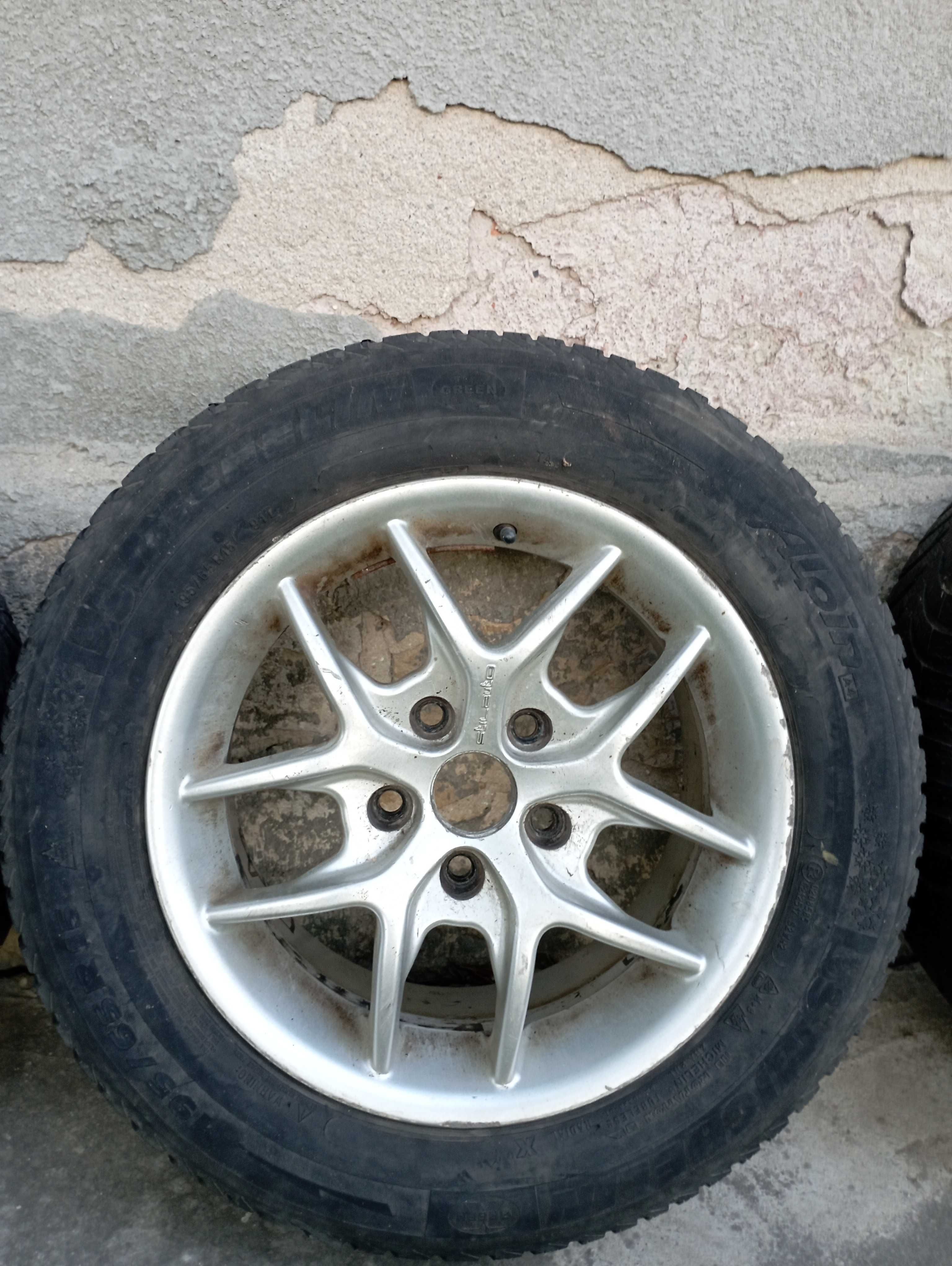 Джанти тип "Еленови рога"  15" 5х112  с гуми Michelin 195/65/15