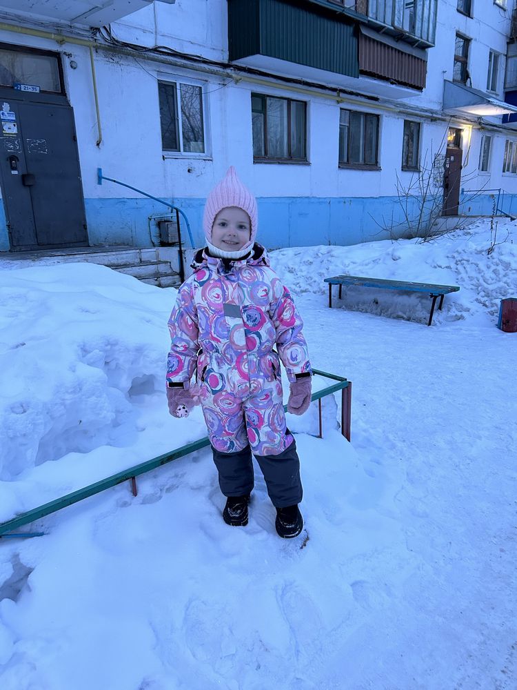 Куртка осенняя 122р и Комбенизон зимний 110рост, очень теплый